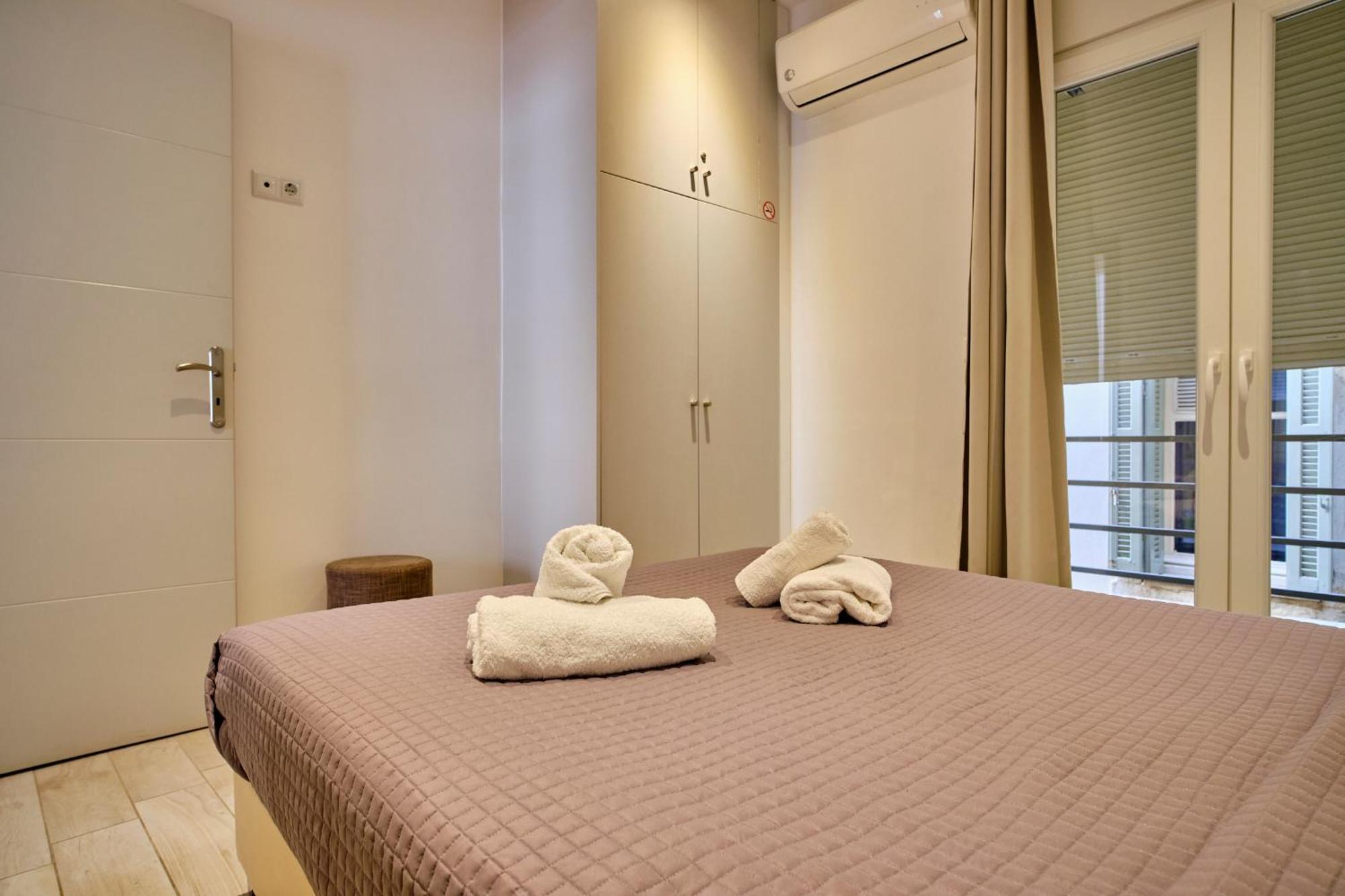 Paradosiakon Apartment Corfu Town Bagian luar foto